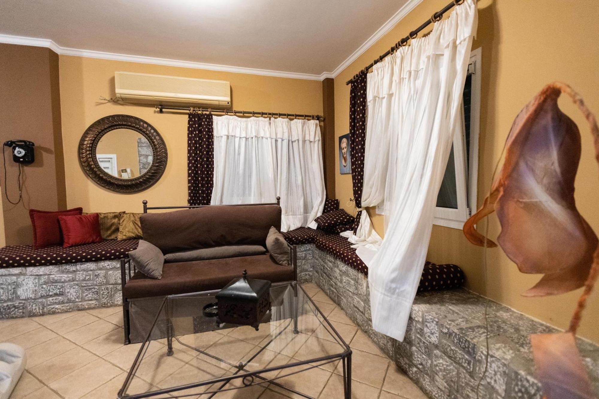 Appartamento Amfitrion Gythio Esterno foto