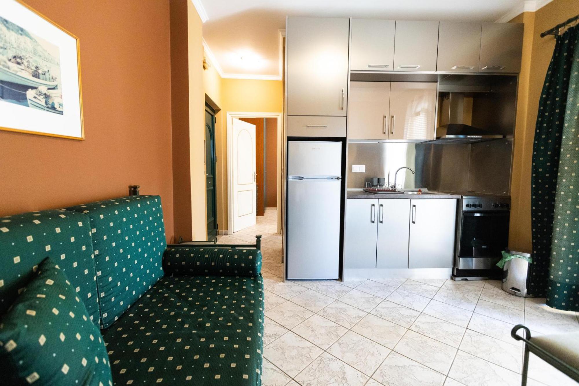 Appartamento Amfitrion Gythio Esterno foto