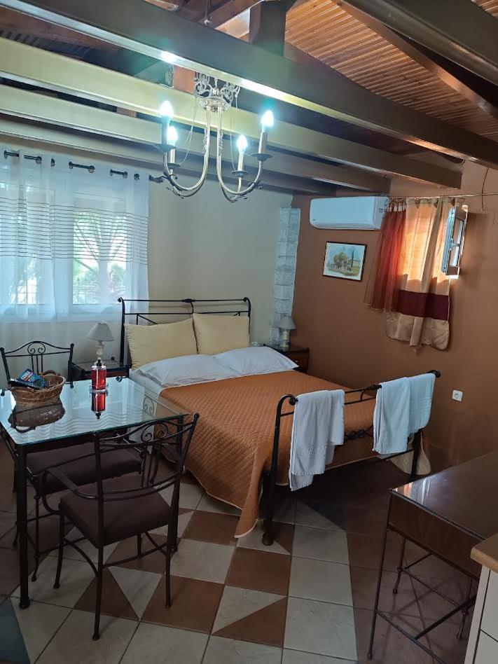 Appartamento Amfitrion Gythio Esterno foto
